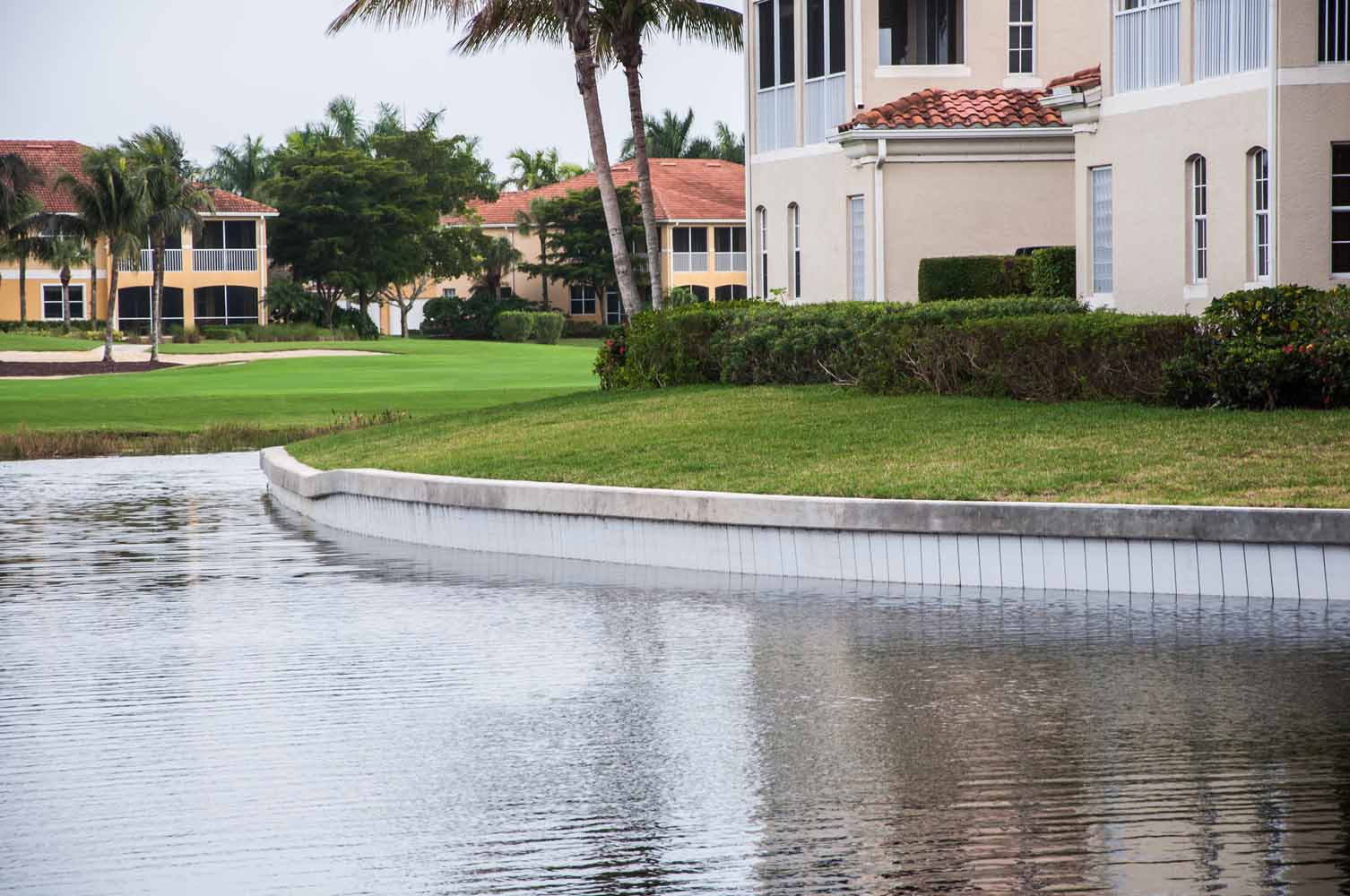 Wood seawall replacement Truline-Florida Yacht Club 2 seawall replacement with Truline system
